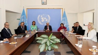 Kıbrıs'ta BM Genel Sekreteri Guterres &ouml;nc&uuml;l&uuml;ğ&uuml;nde ara b&ouml;lgedeki &uuml;&ccedil;l&uuml; g&ouml;r&uuml;şme yapıldı