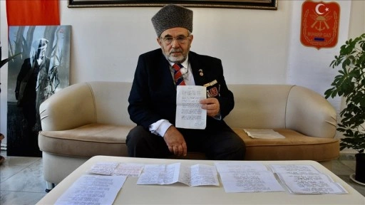 Kıbrıs'tan babasına gönderdiği mektupla şiir yazmaya başlayan gazi anılarını unutamıyor