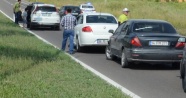 Kılıçdaroğlu'nu selamlamak için durdu, üç araçlı zincirlemeli trafik kazası yaşandı
