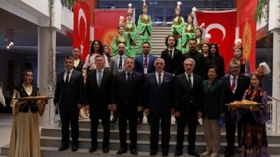 Kırgızistan'da 1. Uluslararası T&uuml;rk D&uuml;nyası Yapay Zeka ve Dijital D&ouml;n&uuml;ş&uuml;m Kongresi başladı