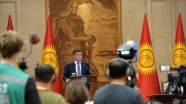 Kırgızistan’daki siyasi kriz Cumhurbaşkanı Sooronbay Ceenbekov’u istifaya götürdü