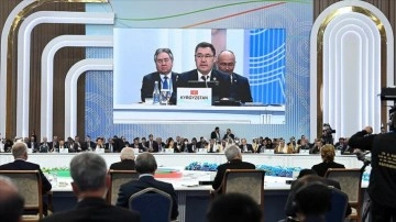 Kırgızistan lideri Caparov, mevcut bölgesel örgütlerin çatışmaları önleyemediğini söyledi