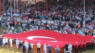 Kırkpınar Er Meydanı'nda Türk bayrağı açıldı