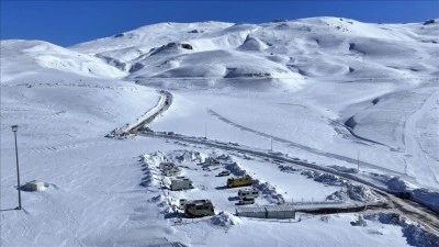 Kış turizm merkezi Erciyes, karavan tutkunu kayakseverlerin yeni rotası oldu