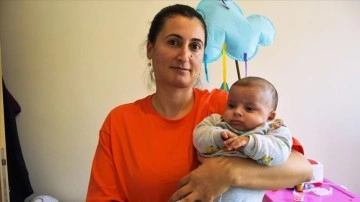 Kısmi görme kaybı yaşayan 5 aylık Hataylı bebek Eskişehir'de sağlığına kavuştu
