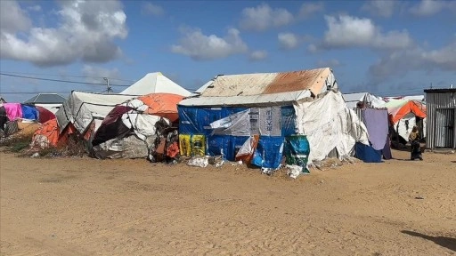 Kıtlık ve çatışmalardan kaçan Somalili göçmenler yaşam savaşı veriyor