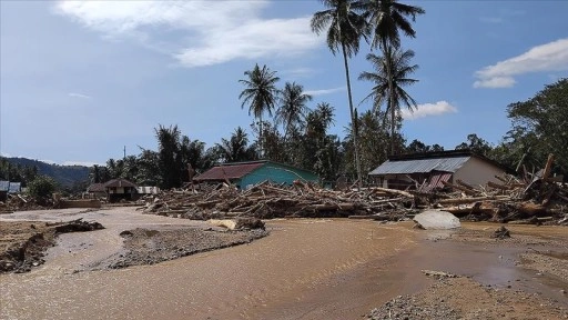 Kızılhaç, Asya'da selden etkilenen ülkelerde yaraları sarmaya çalışıyor