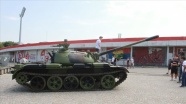 Kızılyıldız'ın stadı önüne 'tank' yerleştirildi