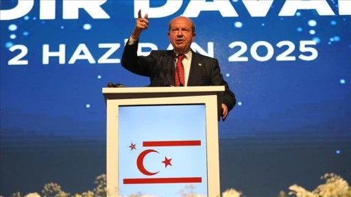 KKTC'de koalisyon hükümetindeki 3 parti ortak adayları Cumhurbaşkanı Tatar'a desteklerini