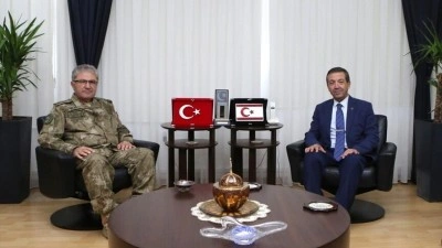 KKTC Dışişleri Bakanı Ertuğruloğlu: Kıbrıs'taki T&uuml;rk askeri varlığı hayati bir &ouml;nem taşıyor
