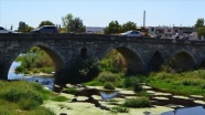 Koca Sinan&#039;ın eseri 450 yıllık taş köprü araç trafiğine kapanacak