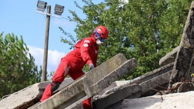 Kocaeli'de 6 ilden ekiplerin katıldığı deprem tatbikatı başladı