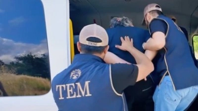 Kocaeli'de "FET&Ouml;'n&uuml;n eğitim yapılanması"na y&ouml;nelik operasyonda 15 zanlı g&ouml;zaltında
