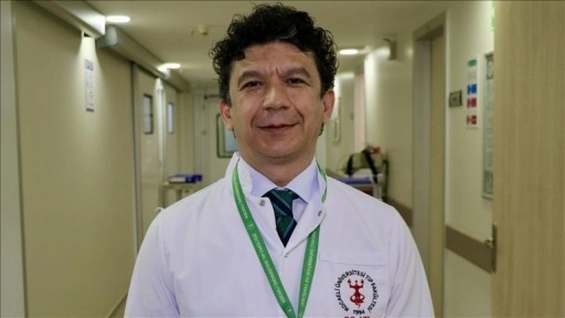 Kocaeli Üniversitesi Hastanesi, kemik iliği nakli operasyonlarıyla hastalara umut oluyor