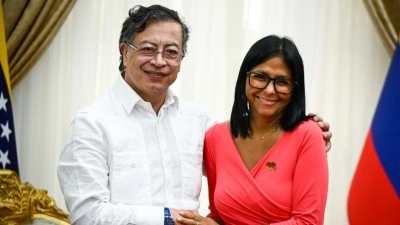 Kolombiya Cumhurbaşkanı Petro, Venezuela Ge&ccedil;ici Devlet Başkanı Rodriguez ile g&ouml;r&uuml;şt&uuml;