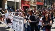 Kolombiya'da boğa güreşleri protesto edildi