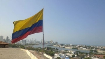 Kolombiya, silahlı gruplarla varılan ateşkes anlaşmasını 2 ayda bir gözden geçirecek