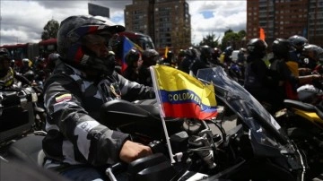Kolombiya'da yüzlerce motosikletçi güvenlik önlemlerine karşı eylem düzenledi