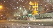 Konya&#039;da okullar kar yağışından tatil oldu, yollar ulaşıma kapandı
