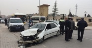 Konya'da otomobil öğrenci servisi ile çarpıştı: 15 yaralı