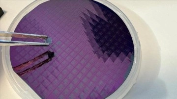Konya'da üretilen 5 milimetrelik çip, Silikon Vadisi'ne 100 dolara satılıyor