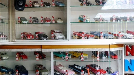 Konyalı koleksiyoner 25 yılda topladığı 259 model otomobili özenle saklıyor