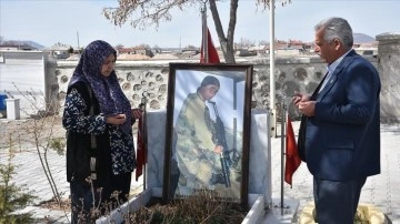 Konyalı şehit ailesi, depremzede şehit yakınlarını hiç oturmadıkları evlerinde ağırlıyor