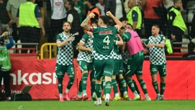 Konyaspor, kadrosunu 5 oyuncuyla g&uuml;&ccedil;lendirmek istiyor