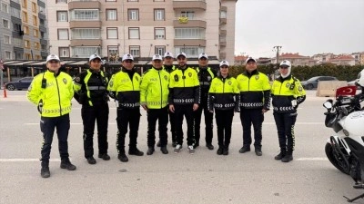 Konyasporlu futbolculardan "Polis Haftası" s&uuml;rprizi