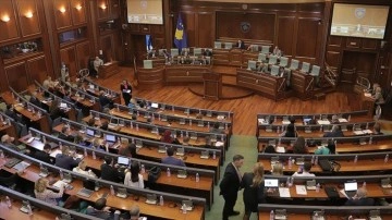 Kosova Meclisi genel seçimler yasa tasarısını kabul etti