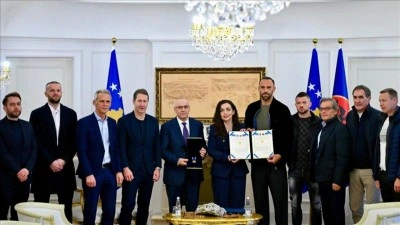 Kosova Milli Futbol Takımı&rsquo;na Cumhurbaşkanlığı Liyakat Madalyası verildi