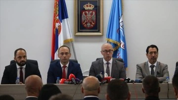 Kosovalı Sırplar ülkedeki kurumlardan çekildiklerini açıkladı