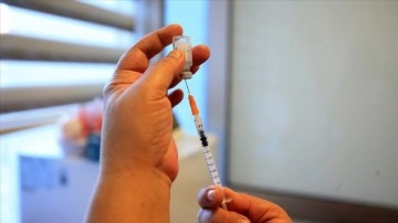 Kovid-19 aşısı için hatırlatma dozu uyarısı