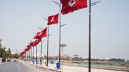 Kovid-19 salgınında zor günler geçiren Tunus&#039;a yardım köprüsü