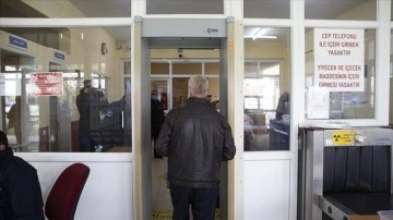 Kovid-19 sonrası cezaevlerinde ilk kez bir bayramda açık görüş yapılıyor