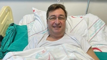 Kovid-19'u yoğun bakımda ge&ccedil;iren doktorun eksik aşı pişmanlığı