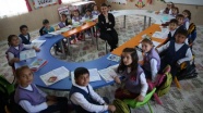 Köy okulunda 'özel okul' ortamı oluşturdu