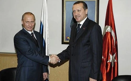 Kremlin'de tarihi yuvarlak masa toplantısı: Rusya ve Türkiye ilişkilerinde yeni bir dönem
