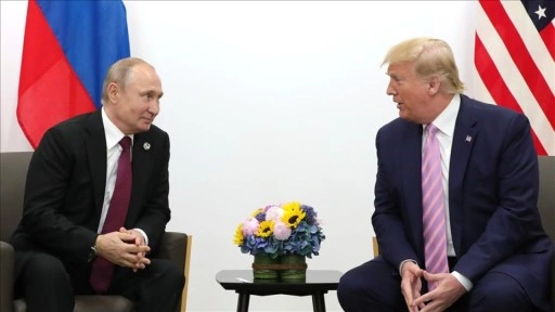 Kremlin: Putin, Trump'a Kiev'in 9 Mayıs Zafer Günü eylemleri hakkında bilgi verdi