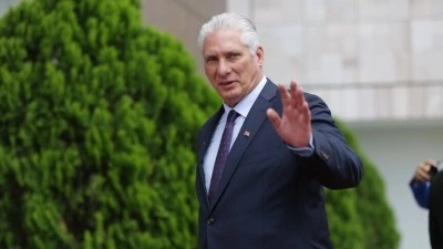 K&uuml;ba Devlet Başkanı Canel, ABD'nin tehditlerine rağmen istifa etmeyeceğini bildirdi: