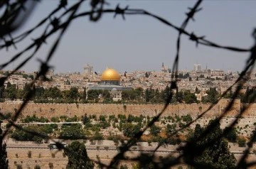 Kud&uuml;s hatırası -Emin Batur yazdı-