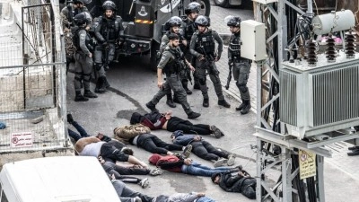 Kud&uuml;s&rsquo;te İsrail'in Filistinlilere y&ouml;nelik ihlalleri s&uuml;rerken, yaralama, g&ouml;zaltı ve uzaklaştırma