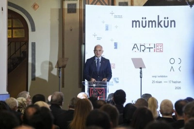 K&uuml;lt&uuml;r ve Turizm Bakanı Ersoy, ArtıK&Uuml;ME 2025 se&ccedil;kisi ve ODAK Sergisi'nin a&ccedil;ılışına katıldı