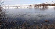 Kura Nehri buz tuttu