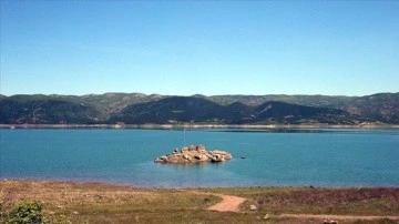 Kuraklıktan etkilenen Almus Baraj Gölü'nde su seviyesi artıyor