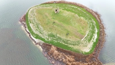 Kuraklıktan etkilenen Mada Adası'nda yağışlar su seviyesini y&uuml;kseltti