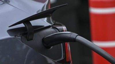 K&uuml;resel elektrikli ara&ccedil; satışları nisanda y&uuml;zde 6 artışla 1,6 milyon oldu