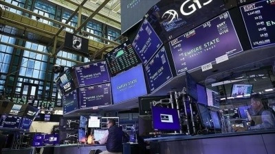 K&uuml;resel piyasalar jeopolitik belirsizlikler ve ABD'de hızlanan enflasyonla y&ouml;n arıyor