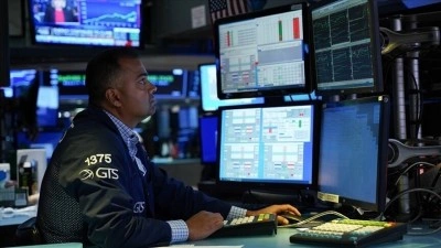 K&uuml;resel piyasalar teknoloji desteğiyle toparlanıyor