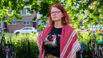 K&uuml;resel Sumud Filosu'na katılan Hollandalı aktivist van Schaik: Bize plastik mermilerle ateş ettiler